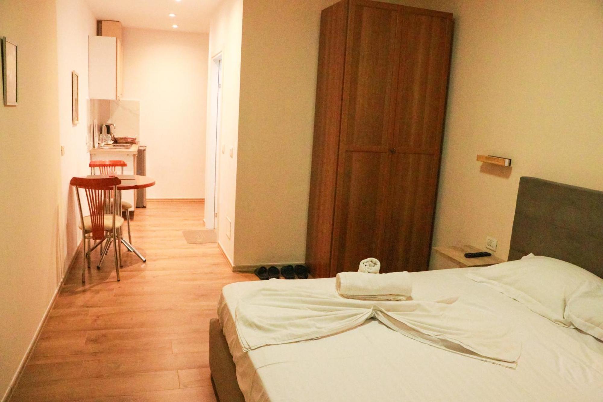 Nest&Rest Studios Tirana Bagian luar foto